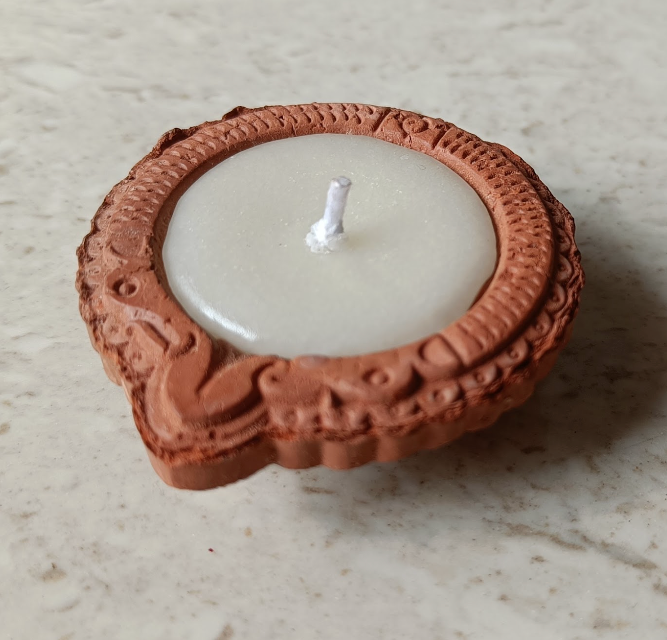 EliteRoots Wax Mix Ghee Diya Terracotta Clay Diya Upto 55 Minutes Burn Time Pack of 21, Medium Size